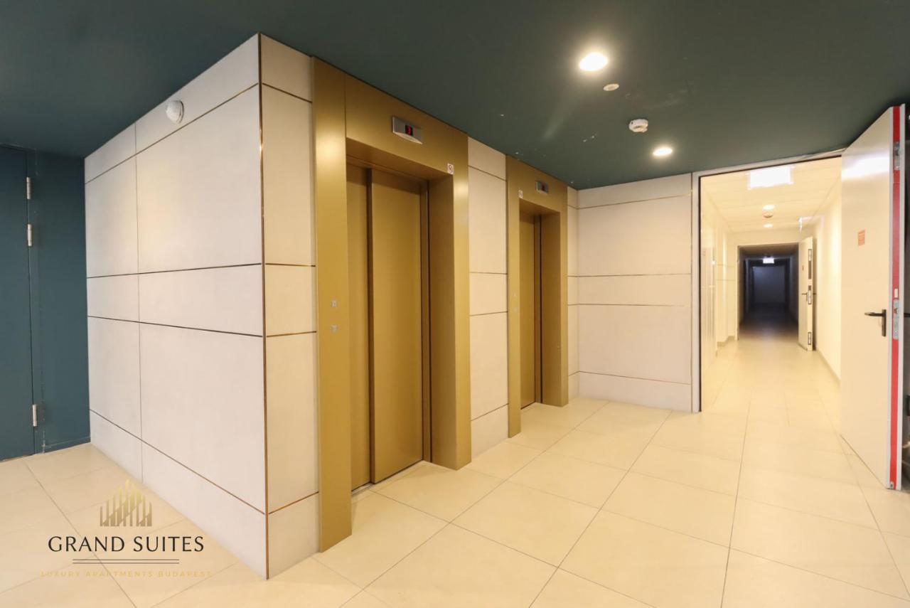 Grand Suites Central Budapest Exterior photo