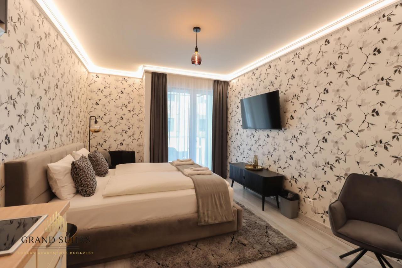 Grand Suites Central Budapest Exterior photo