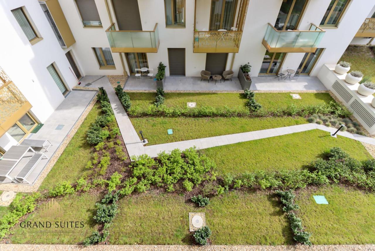 Grand Suites Central Budapest Exterior photo